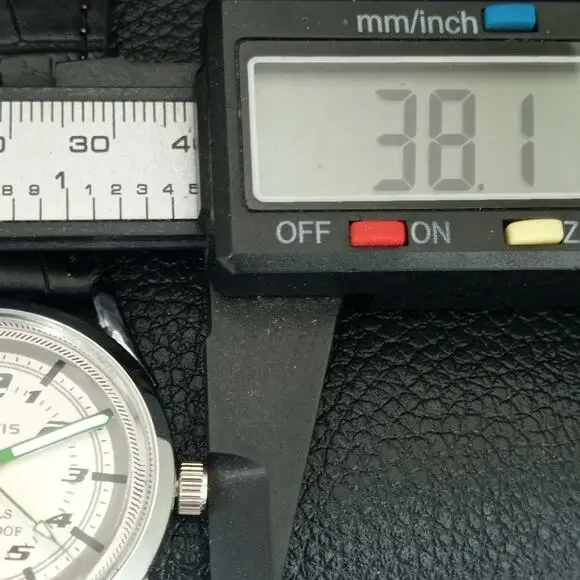 Vintage 1975 Fortis Manual Mens Silver Watch W/Leather Strap & Green accents - Picture 7 of 9